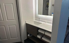 Comfort Inn & Suites Savannah Airport